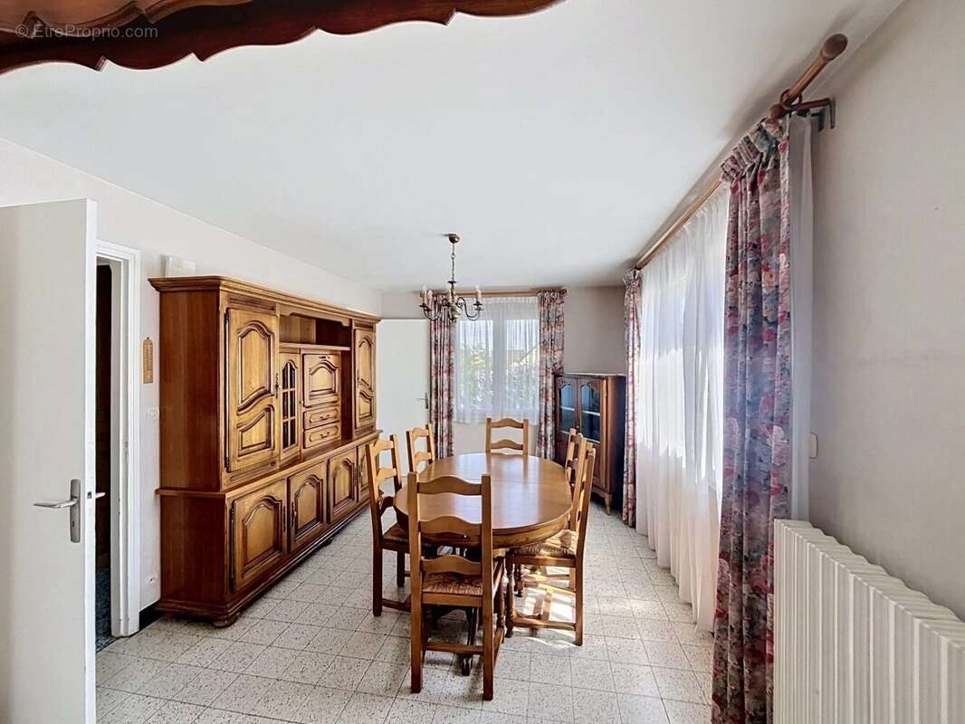 Maison à CLACY-ET-THIERRET