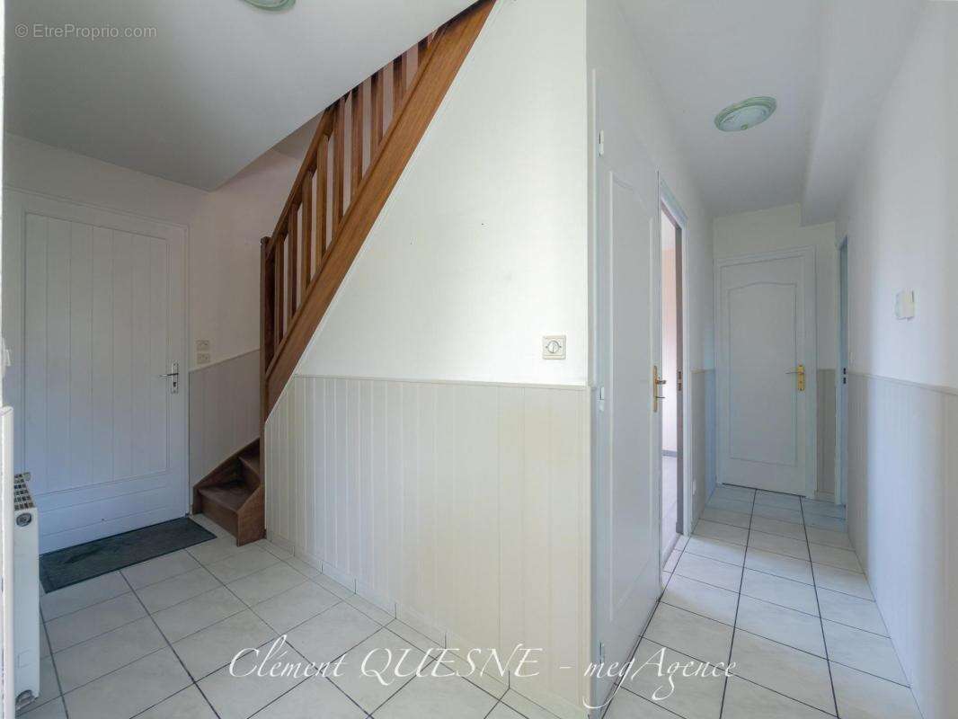 Maison à SAINT-MARTIN-EN-CAMPAGNE