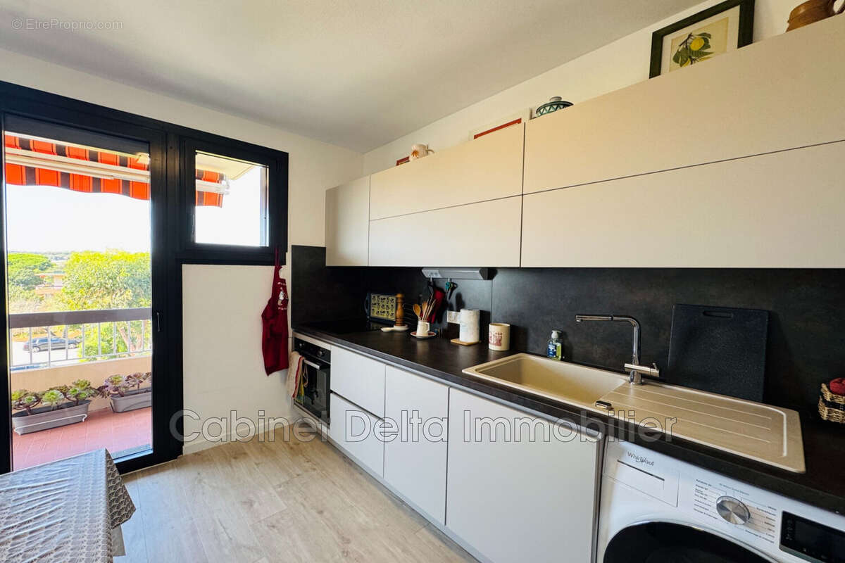 Appartement à SIX-FOURS-LES-PLAGES