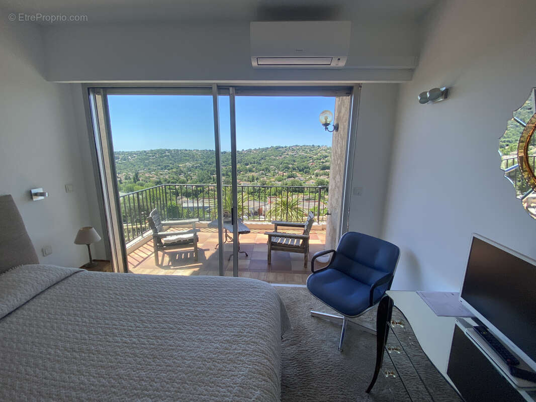 Maison à SAINT-JEANNET