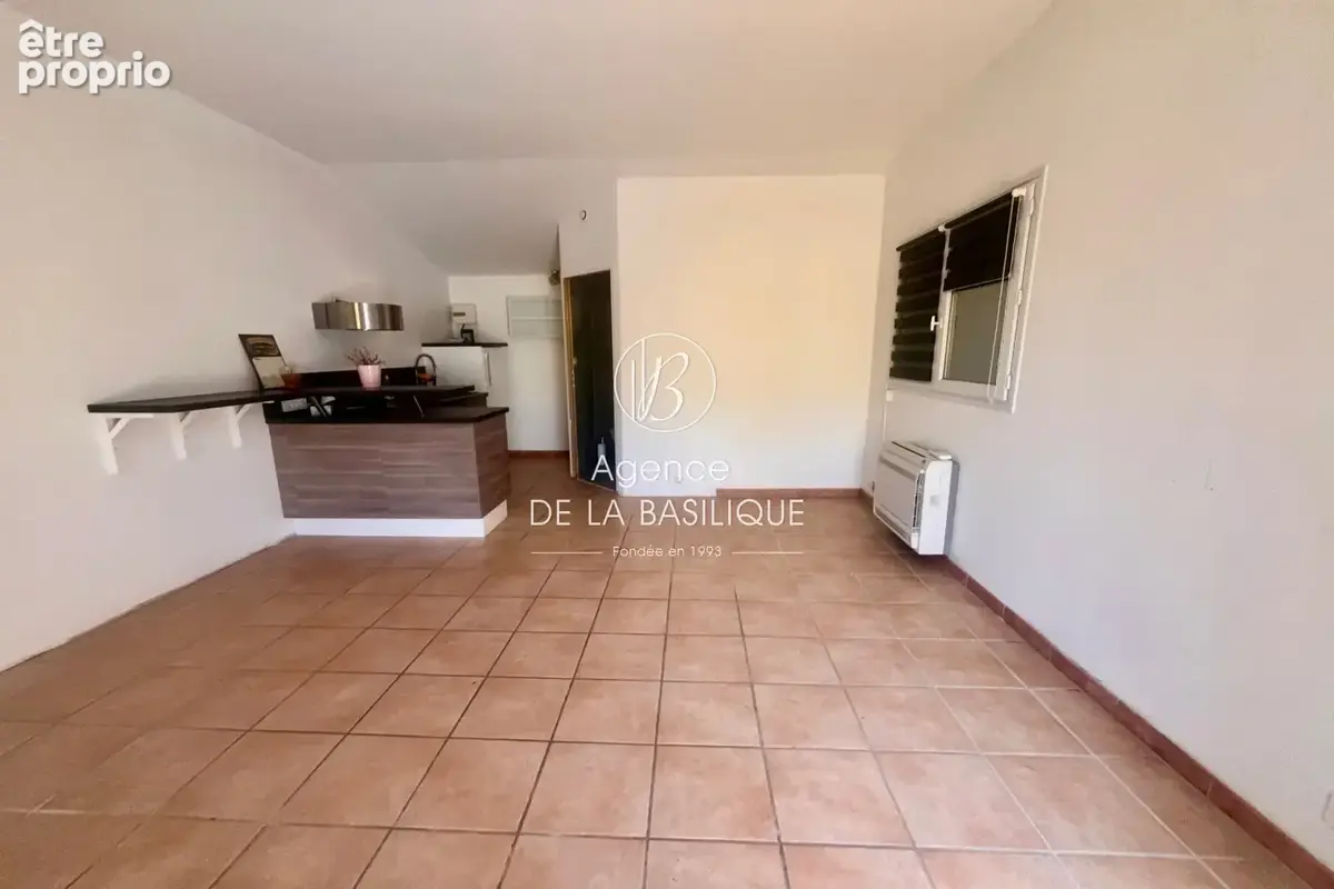 Maison 4 pièces 127 m² à vendre à Saint-Maximin-La-Sainte-Baume (83470) - photo 8