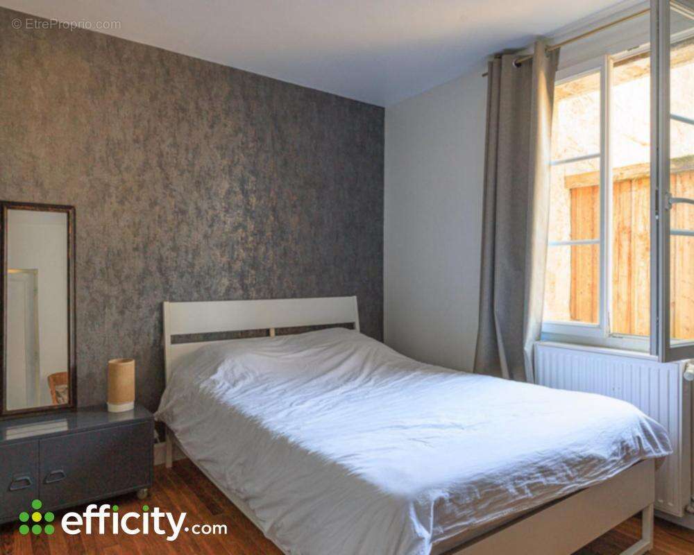 Maison 190 m² à Camps-Sur-L'isle  - photo 9