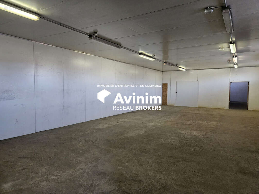 Commerce à CHARNAY-LES-MACON