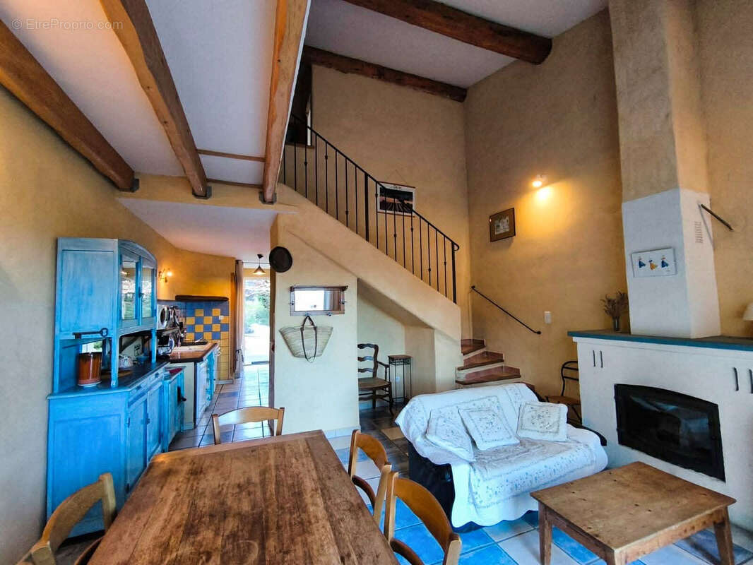 Maison à VINSOBRES