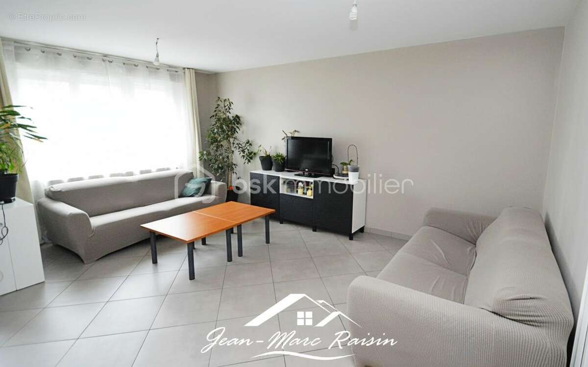 Maison à TREMBLAY-EN-FRANCE