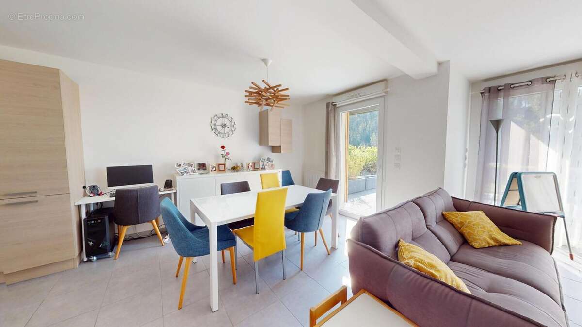 Photo 2 - Maison à L'ISLE-D'ABEAU