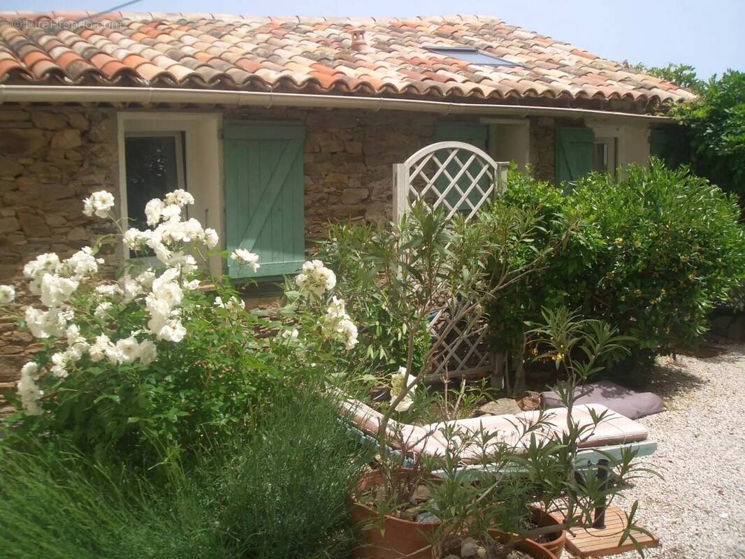 Maison à LA GARDE-FREINET