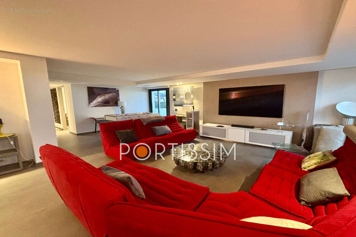 Appartement à CAGNES-SUR-MER