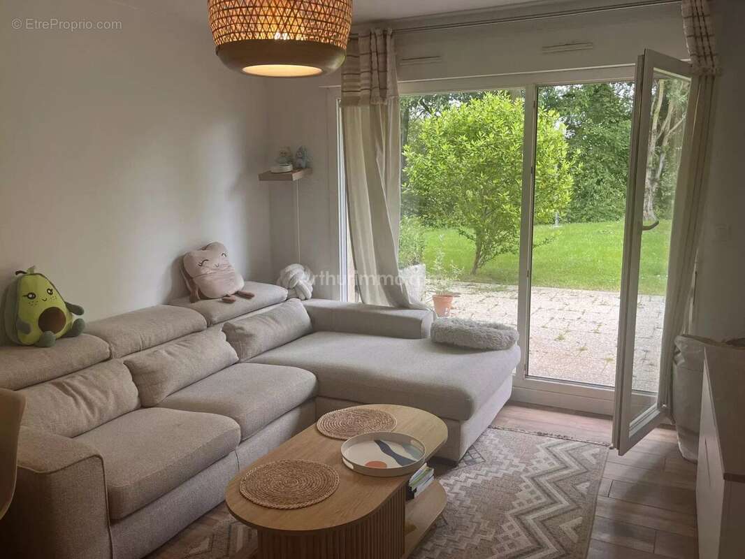Appartement à MONTGERMONT
