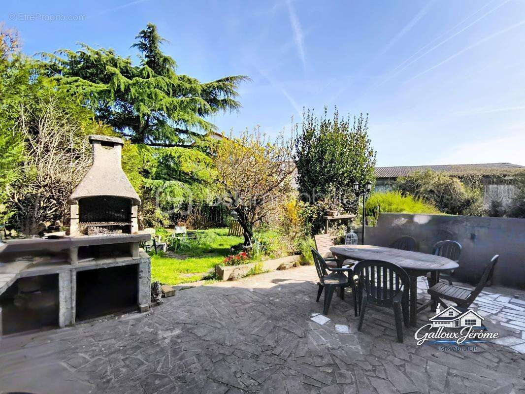 Maison à TREMBLAY-EN-FRANCE