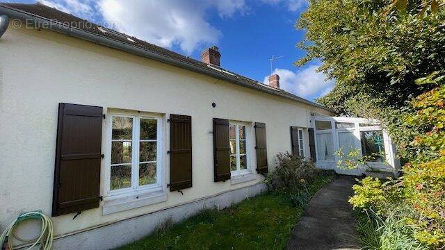 Maison à CAMBRONNE-LES-CLERMONT