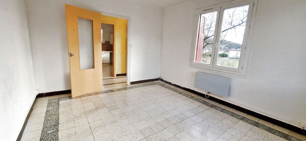 Maison à SAINT-MARTIN-DE-VALGALGUES