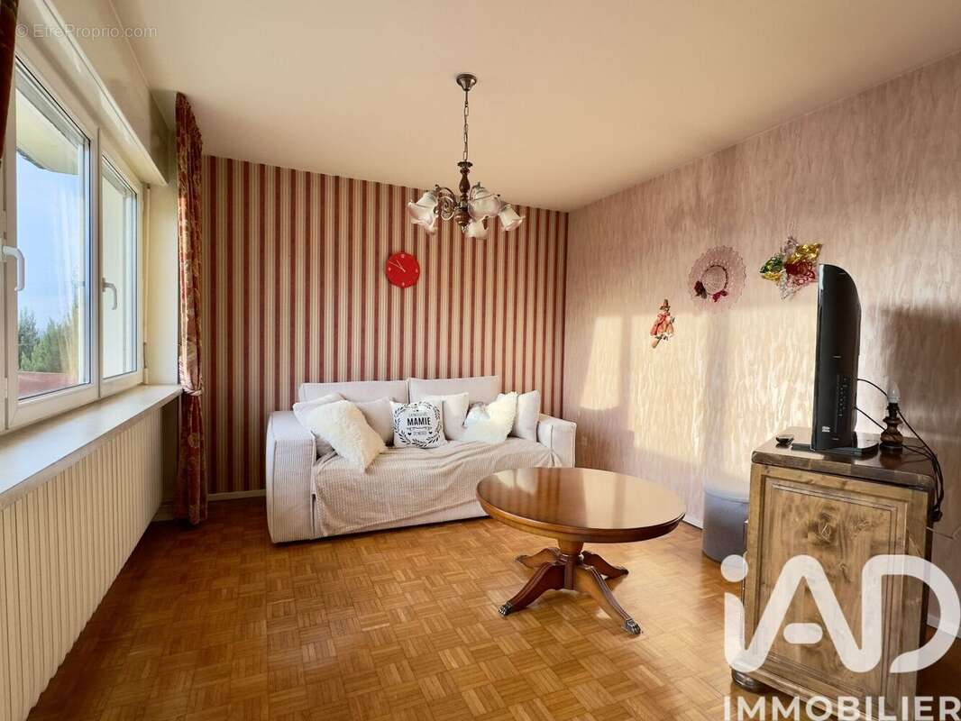 Maison 150 m² à Pouilly  - photo 3