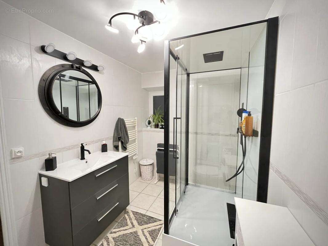 Maison de 7 pièces de 235 m² à Le Mené - photo 14