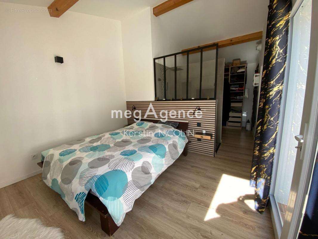 Maison à MEOUNES-LES-MONTRIEUX