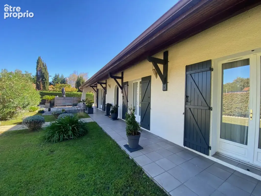 Photo Maison à Ares au prix de 540 000€