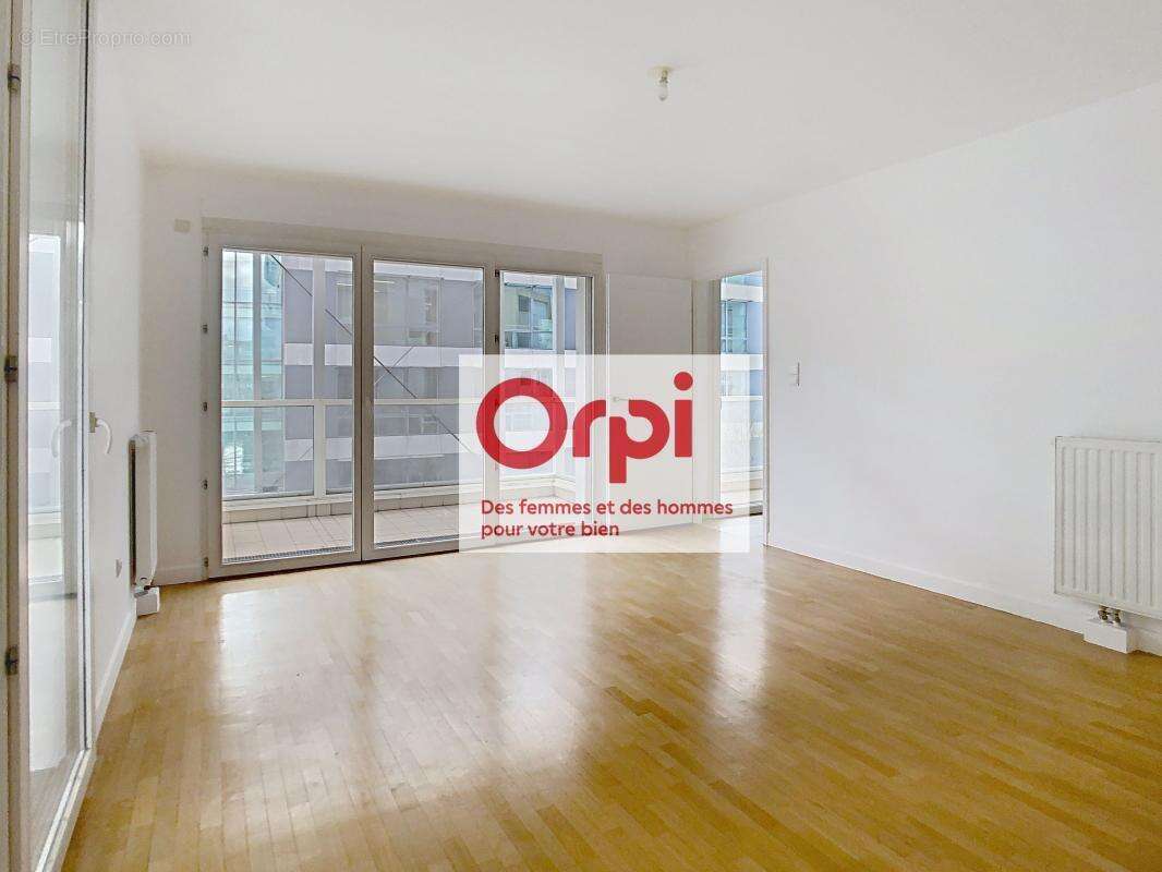Appartement à ISSY-LES-MOULINEAUX