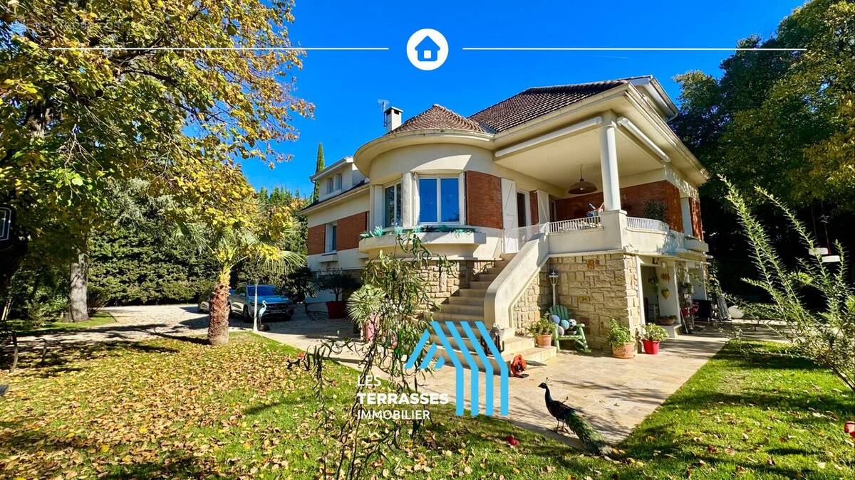 Maison à MONTELIMAR