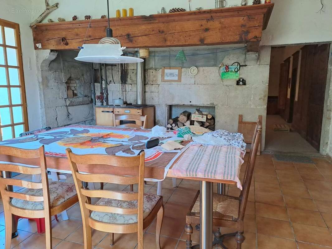 Maison à LONGCHAUMOIS
