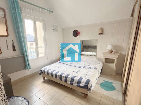 Maison à DONVILLE-LES-BAINS