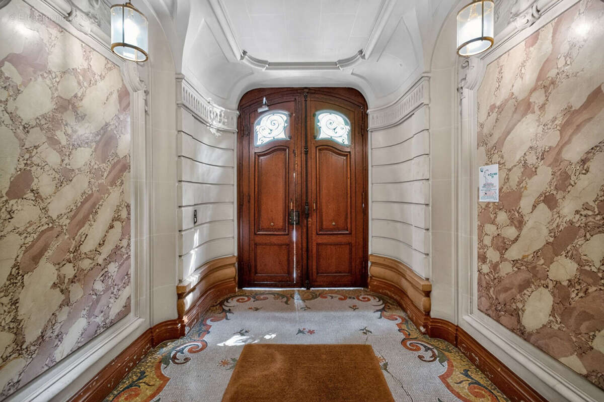 Appartement à PARIS-18E