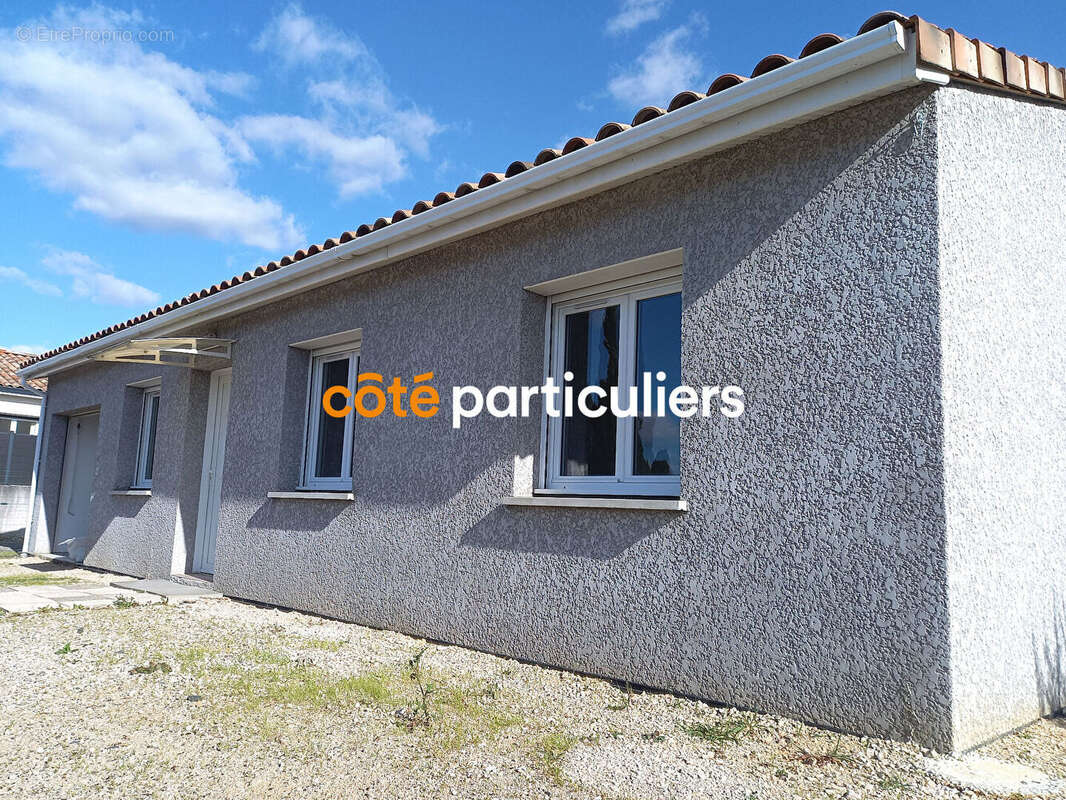 Maison à CASTELGINEST