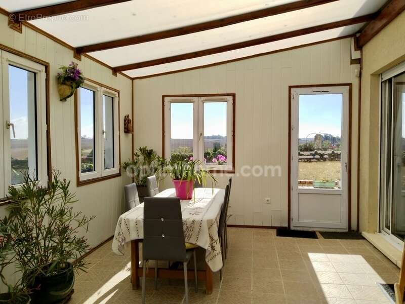 Maison à MONTEREAU-FAULT-YONNE