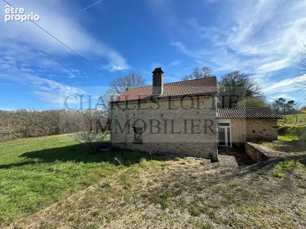 Charmante maison en pierre, grangette sur un plus de 2,5 ha de terrain - photo 13