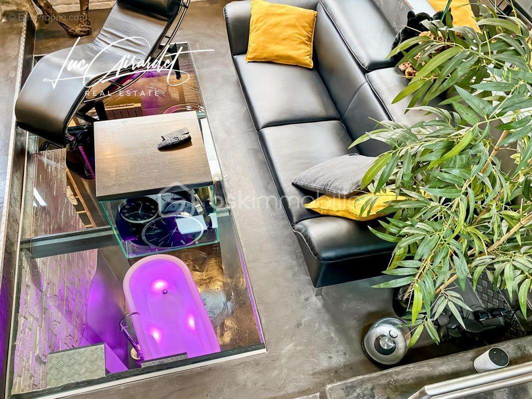 Appartement à PARIS-19E