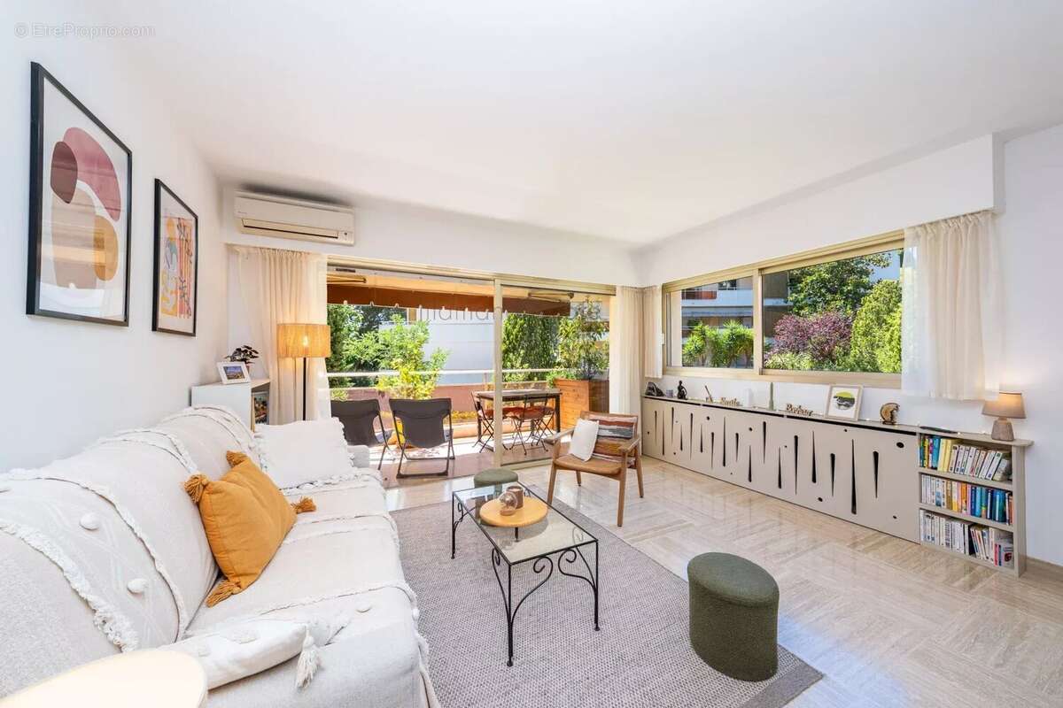 Cannes - proche centre - appartement 2 pieces - balcon - photo 5