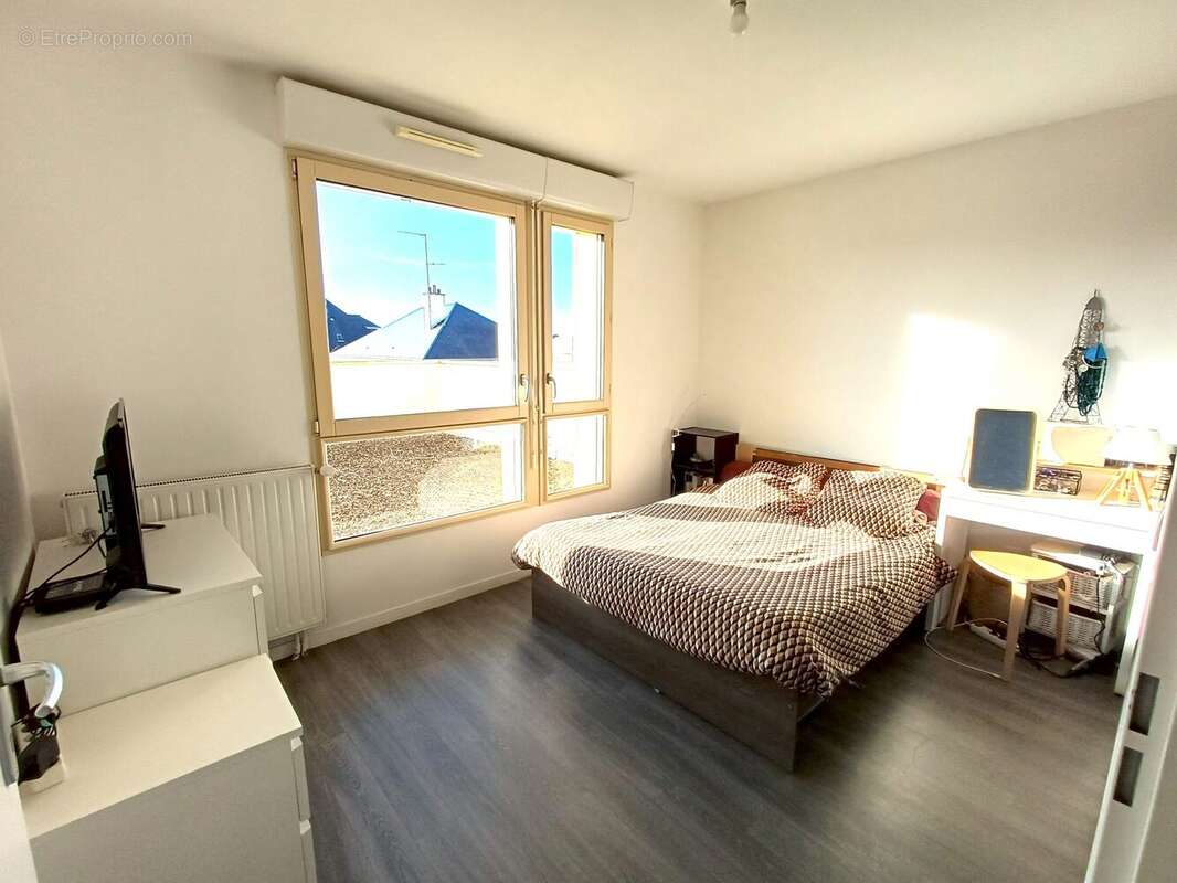 chambre 1 - Maison à TOURS