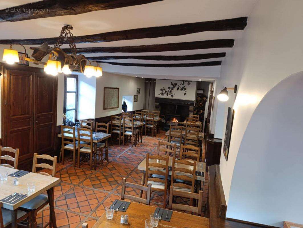 Commerce à FERRIERES-SAINT-MARY