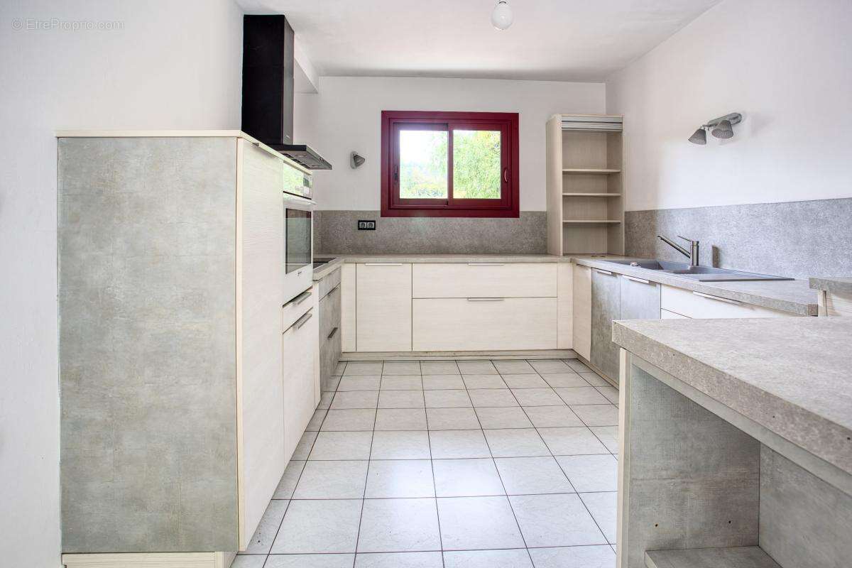 Maison 120 m² à Brantome  - photo 4