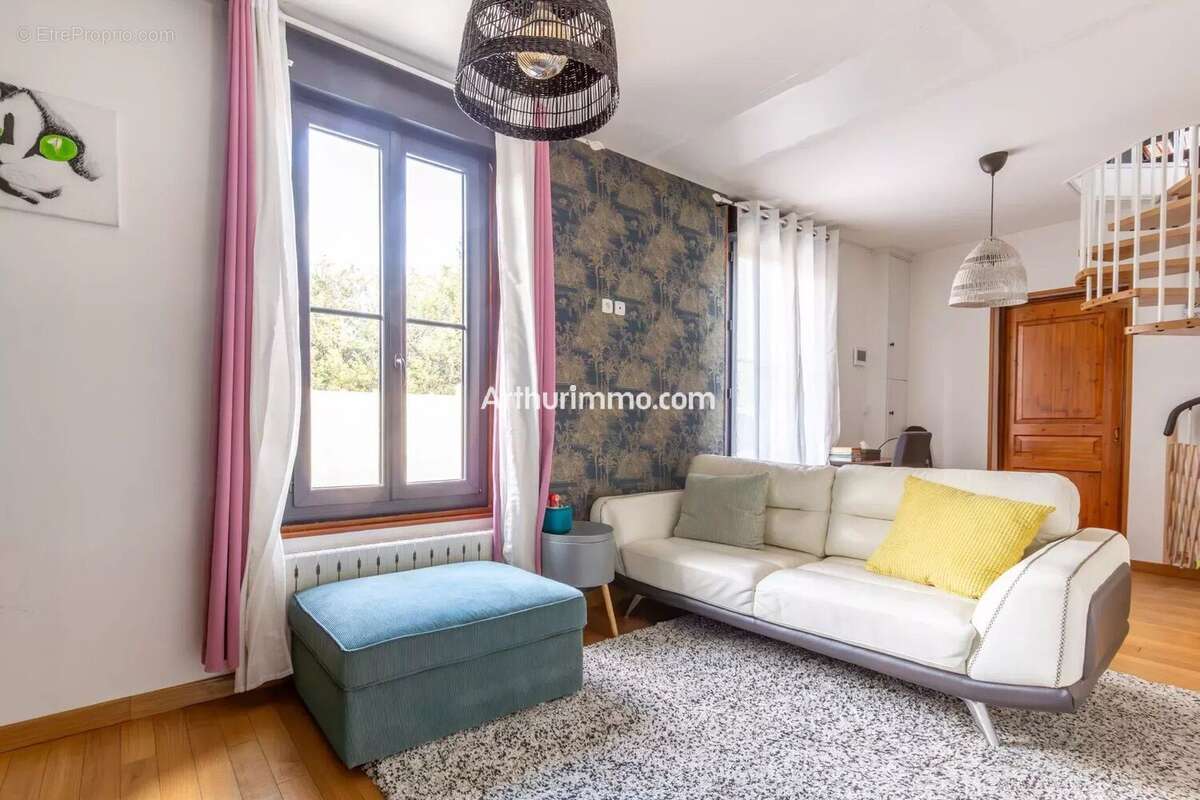 Maison à SUCY-EN-BRIE