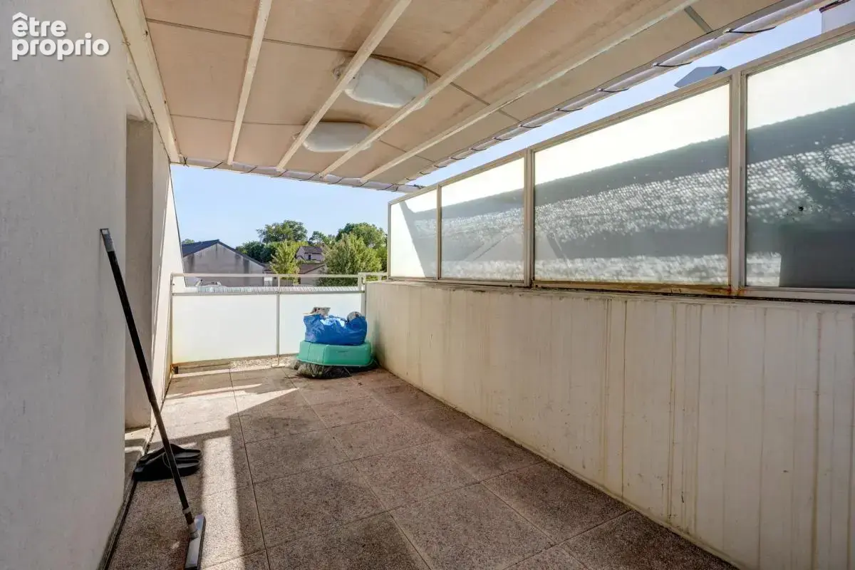Oullins gare - Duplex 4 chambres - Terrasses - 2 stationnements - Calme - photo 12