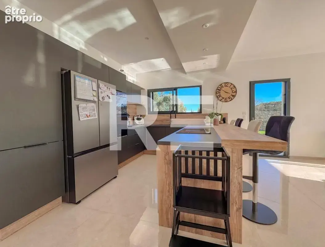 Magnifique villa contemporaine de plain-pied avec piscine - photo 16