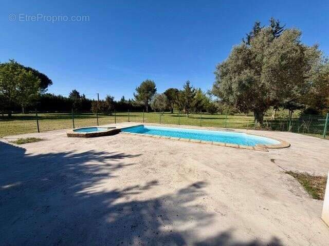 Maison 150 m² à Lunel  - photo 2