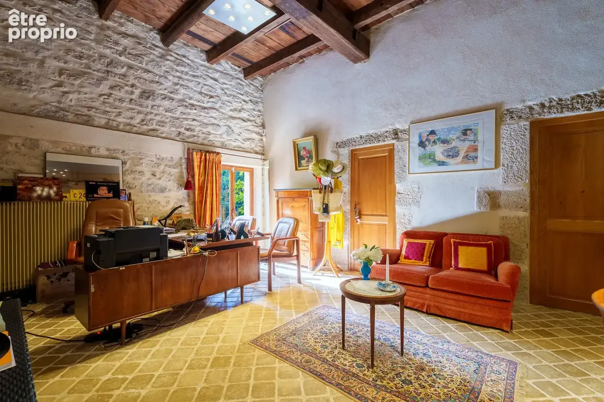 Domaine d’exception : propriété de 867 m2 habitables, 6,6 ha de terrain, étang privé, piscine - photo 13