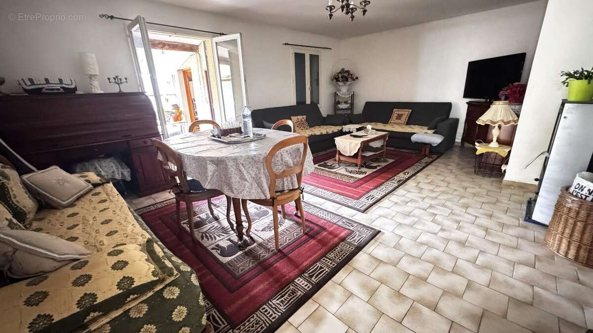 Maison 5 pièces 100 m² à vendre à Morieres-Les-Avignon (84310) - photo 5