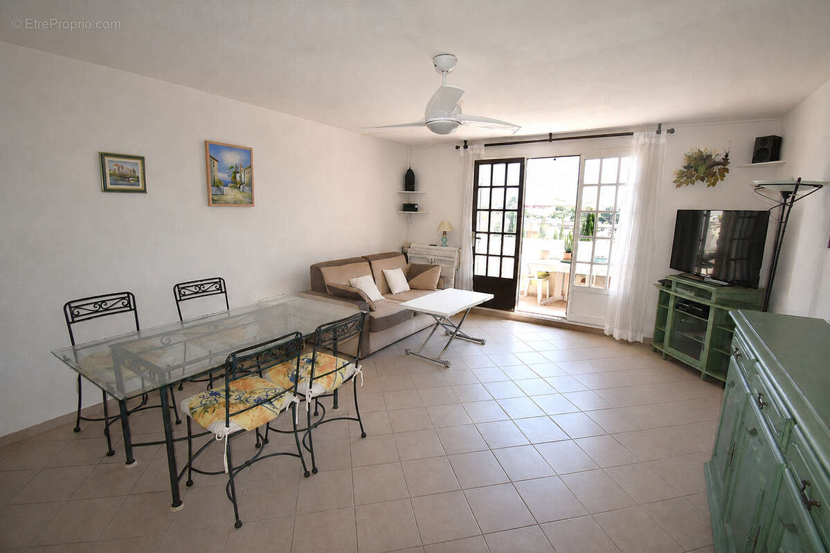Appartement à SAINT-RAPHAEL