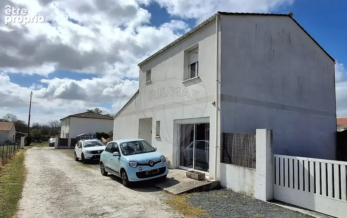 Maison à SEMUSSAC