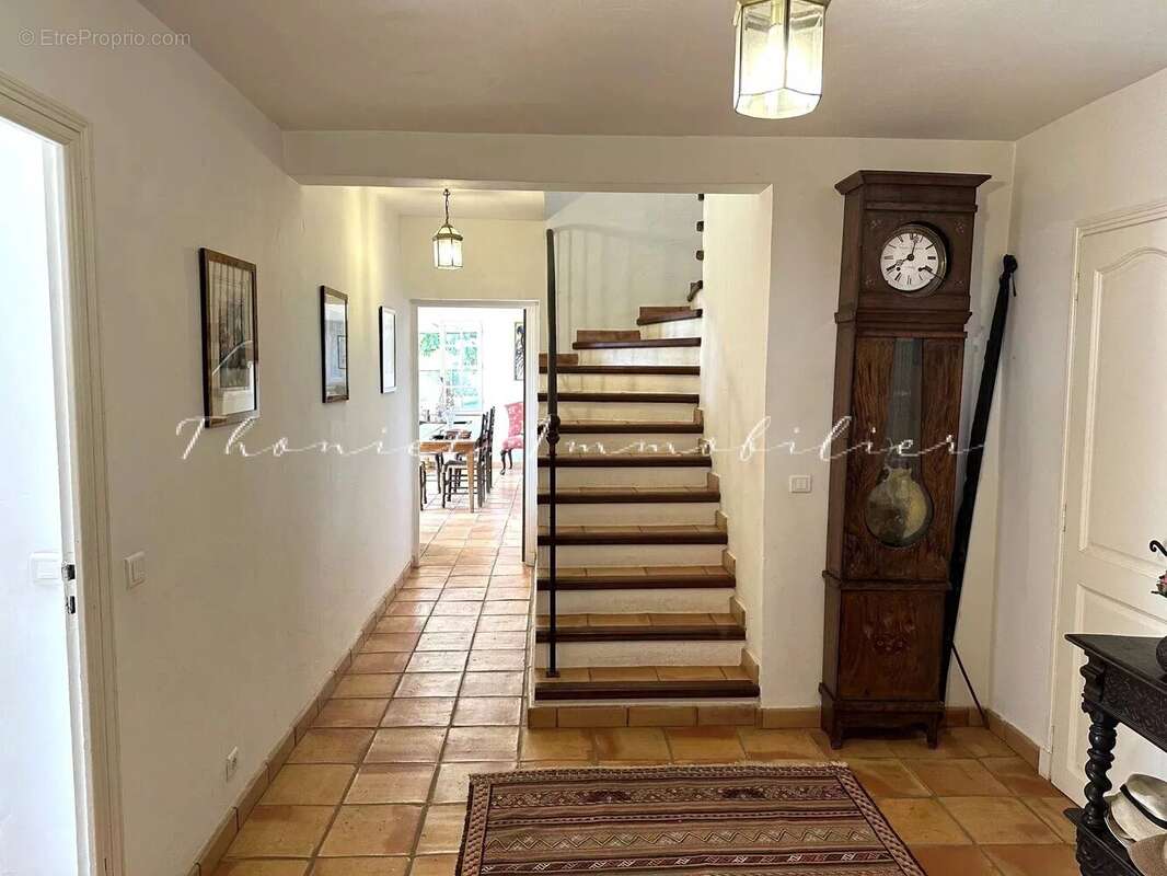 Maison à LA GARDE-FREINET