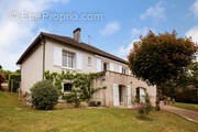 Maison à SAINT-LAURENT-LES-TOURS