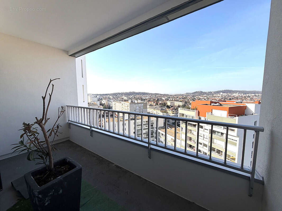 Appartement à SAINT-GRATIEN