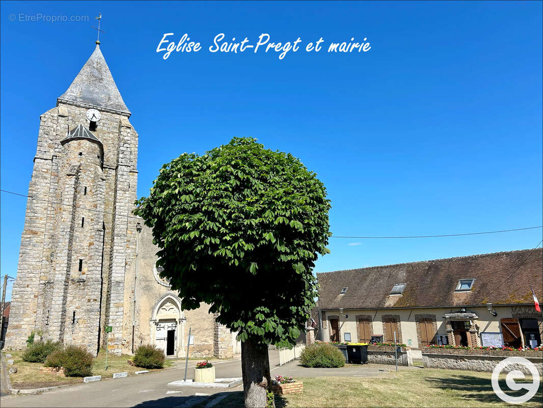 Maison 2 pièces 49.56 m2   Grange et dépendance et fort pententiel d'évolution    Terrain 389 m2   VILLEMANOCH - photo 18