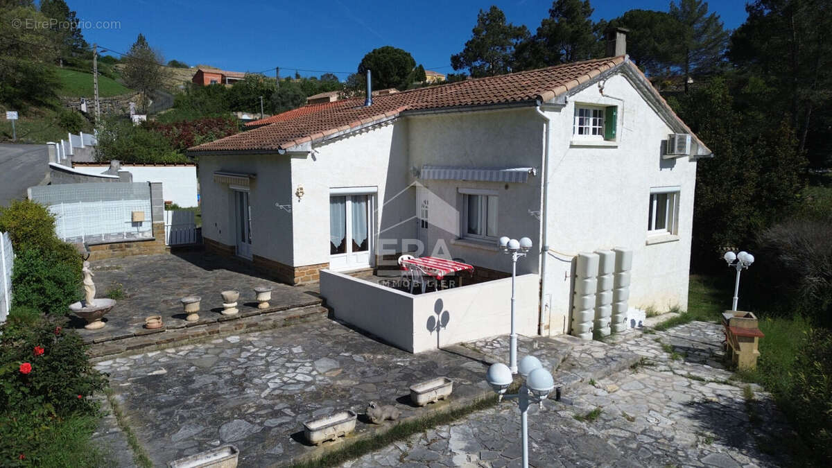 Maison à MONTAZELS