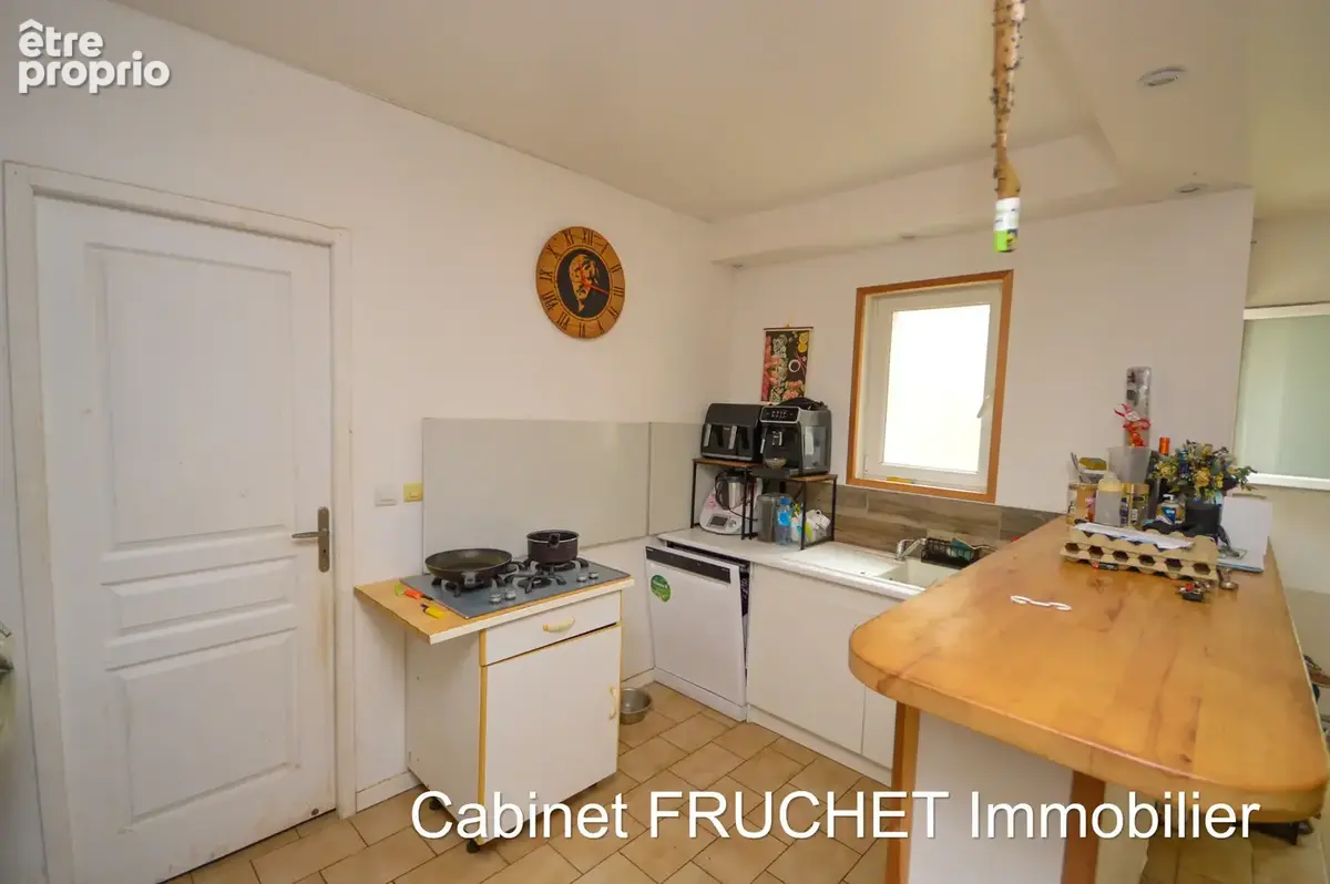Jolie maison de Maître en centre bourg - photo 3