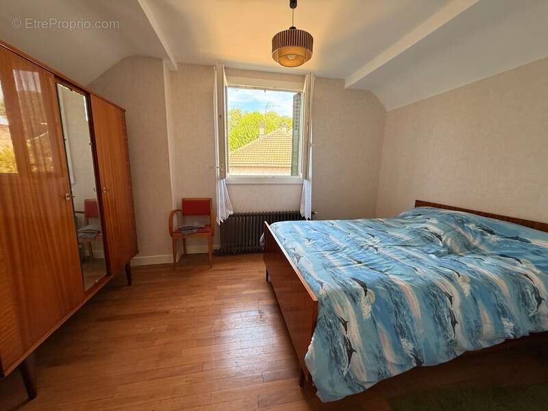 EN EXCLUSIVITE ! Pavillon de 95m² surélevé sur sous sol, rénové, sur terrain de 562m² 117 500 € - photo 12