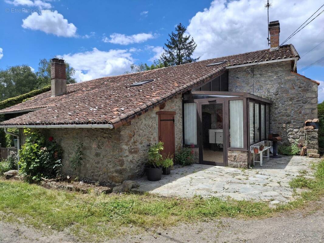 Maison à CHABANAIS