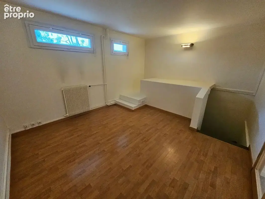 92130 ISSY-LES-MOULINEAUX bureaux 2 pièces 84 m² : - photo 6